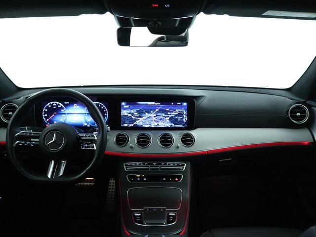 Mercedes-Benz E-estate 300 e AMG Line AMG Styling | Panoramadak | Head up Display | Burmester Inclusief 24 maanden Mercedes-Benz Certified garantie voor Europa.