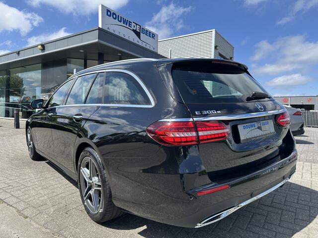 Mercedes-Benz E-estate 300 e AMG Line Pano-Dak | Stoelventilatie | HUD | 360-Camera | Burmester | Softclose