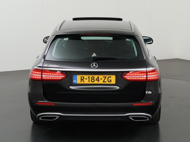 Mercedes-Benz E-estate 300 e AMG Line | Trekhaak | 360 graden camera | Multibeam | Sfeerverlichting |