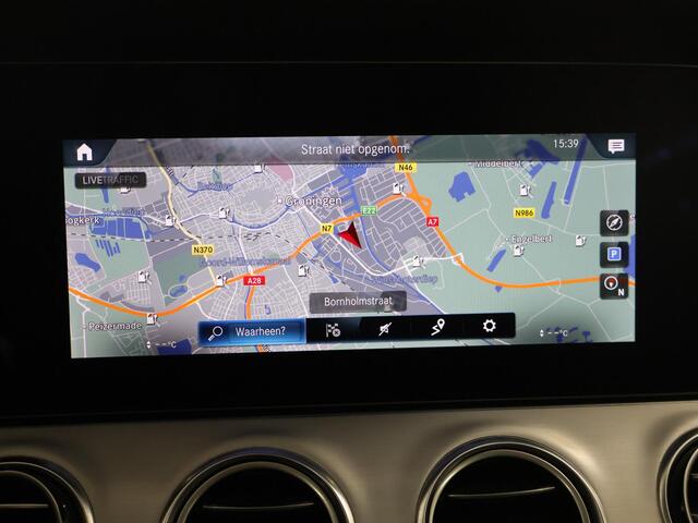 Mercedes-Benz E-estate 300 e AMG Line | Trekhaak | 360 graden camera | Multibeam | Sfeerverlichting |