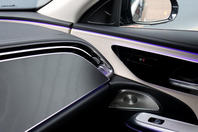Mercedes-Benz E-estate 300 e Luxury Line Aut9 | Distronic+ | Trekhaak | Burmester | Memory | Keyless Go | Geluidsisolerend Glas | Rijassitentiepakket | Zitcomfortpakket |