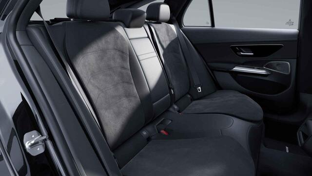 Mercedes-Benz E-estate 300 de AMG Line | Premium pakket | Panoramadak | Trekhaak | Burmester |