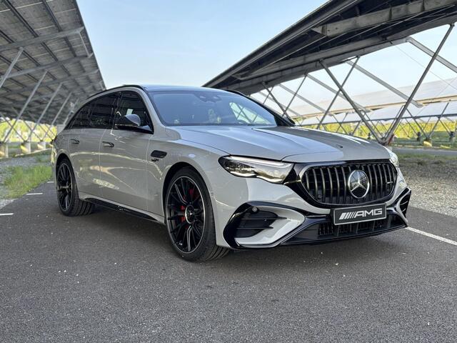 Mercedes-Benz E-estate AMG 53 4MATIC+ Night Edition | Carbon interieur + exterieur | AMG performance stoelen | AMG Dynamic plus pakket | Panoramadak | Rijassistentiepakket + | Trekhaak | Stoelverwarming/ventilatie | Superscreen |