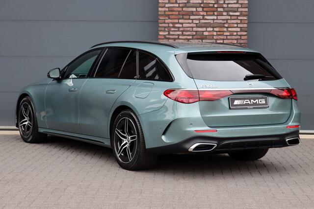Mercedes-Benz E-estate 300 e AMG Line Aut9 | Distronic Pro | Memory | Digital Light | Surround Camera | Keyless Go | Night Pakket | Augmented Reality | Stoelverwarming | Sfeerverlichting | Verwarmd Stuurwiel |
