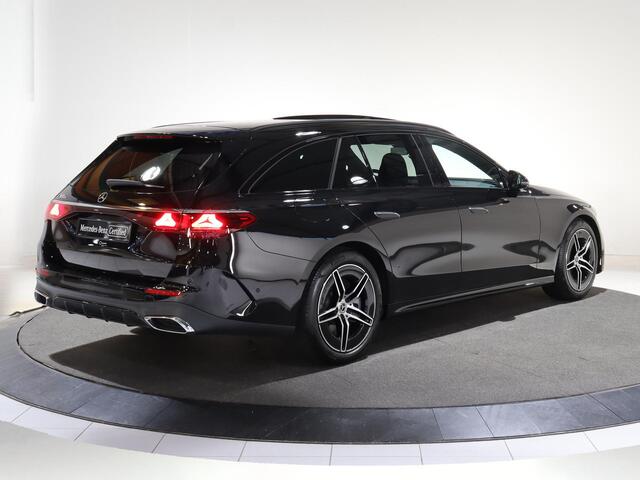 Mercedes-Benz E-estate 300 e AMG Line | Night | Panoramadak | Rij assistentie pakket plus | Trekhaak | Night pakket |