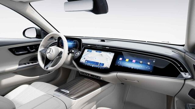 Mercedes-Benz E-estate 300 e Exclusive Line | Leder beige | Superscreen | Panoramadak | Burmester | Head up display |