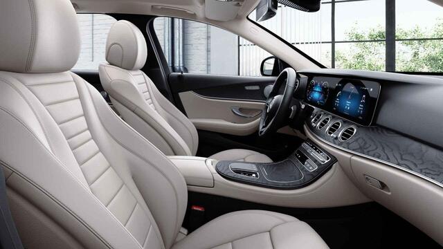 Mercedes-Benz E-estate 200 AMG Line | Burmester | Panoramadak | Trekhaak | Multibeam | Keyless | Lederen bekleding |