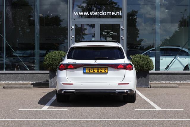 Mercedes-Benz E-estate 300 e Avantgarde l Panoramadak l Burmester l Distronic l Niveauregeling l MBUX l DIGITAL LIGHT l 360 gr Camera l Distronic l Keyless Go l Winterpakket l Apple & Android auto l Memory pakket l Stoelverwarming l