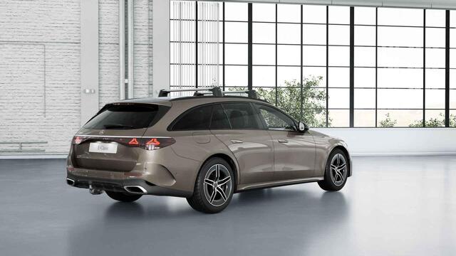 Mercedes-Benz E-estate 300 e AMG Line | Rij assistentie pakket | Trekhaak | Panoramadak | Night pakket |