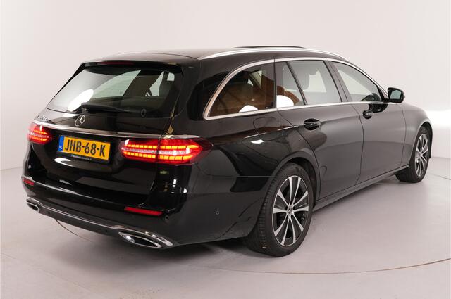 Mercedes-Benz E-estate 300 de PHEV 320 pk | 360° Camera | Trekhaak | Schf/kantel | Leder | Head-up | Burmester |