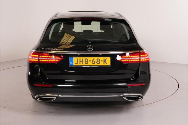 Mercedes-Benz E-estate 300 de PHEV 320 pk | 360° Camera | Trekhaak | Schf/kantel | Leder | Head-up | Burmester |