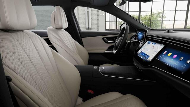 Mercedes-Benz E-estate 300 e AMG Line | Superscreen | Beige interieur | Massage | Head up | 20 inch | Trekhaak |