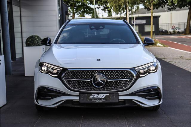 Mercedes-Benz E-estate 300 e AMG **MBUX Superscreen/Night/Sfeer/Burmester 4D/Panoramadak/HUD/ACC**