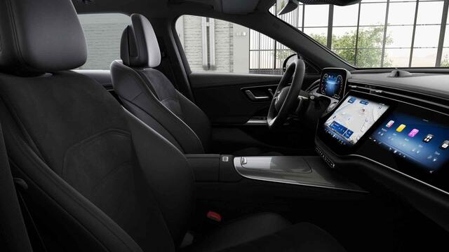 Mercedes-Benz E-estate 300 e AMG Line | Panoramadak | Superscreen | Night pakket | Trekhaak | 360 camera | Rij assistentiepakket |