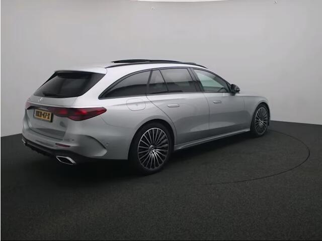 Mercedes-Benz E-estate 300 e Sport Edition AMG Line | Panorama Schuif-Kanteldak | Distronic | Memory Voor Stoelen | Burmester® | Alarm | Lederen Bekleding. Inclusief 24 maanden MB Certified garantie voor Europa.
