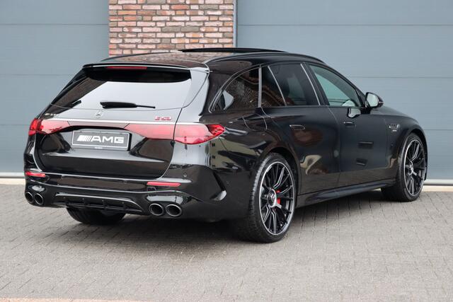 Mercedes-Benz E-estate AMG 53 4MATIC+ | 585pk | Hyperscreen | Achterasbesturing | Distronic | Memory | Burmester | Digital Light | Trekhaak | Surround Camera | AMG-Nightpakket | Augmented Reality |