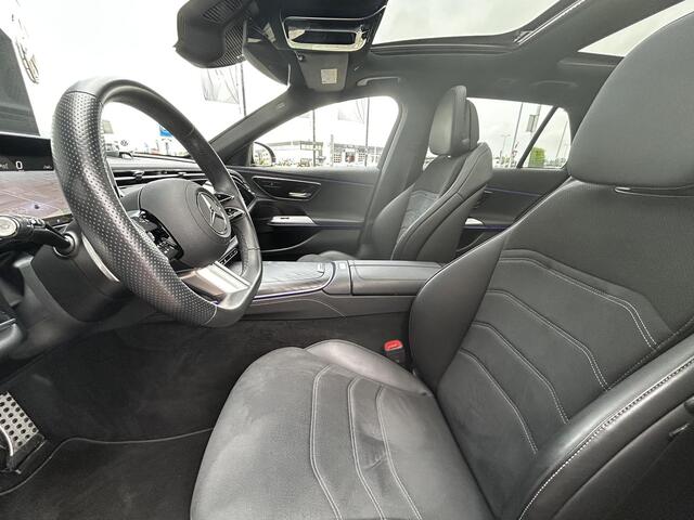 Mercedes-Benz E-estate 300 e AMG Line | Hyperscreen | Panoramadak | Stoelverwarming