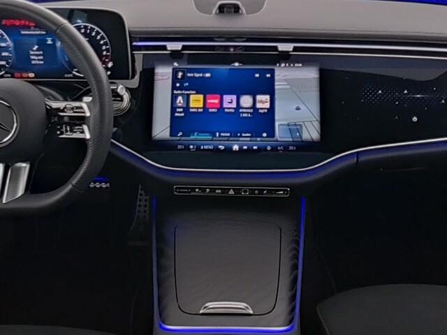 Mercedes-Benz E-estate 300 e AMG Plug-In Hybride AMG Line | Night Pakket | Trekhaak | MBUX Superscreen | Panorama Schuif-Kanteldak | 20 Inch AMG velgen | Inclusief 24 maanden MB Certified garantie voor Europa.