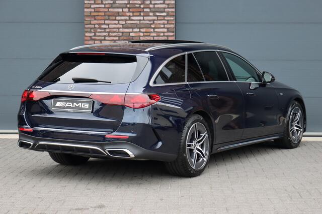 Mercedes-Benz E-estate 300 e Premium+ AMG Line | Airmatic | Hyperscreen | Distronic+ | Memory | Massage | Burmester | Stoelventilatie | 3D-Display | HUD | Verwarmd Stuurwiel | Trekhaak | Digital Light |