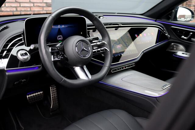 Mercedes-Benz E-estate 300 e Premium+ AMG Line | Airmatic | Hyperscreen | Distronic+ | Memory | Massage | Burmester | Stoelventilatie | 3D-Display | HUD | Verwarmd Stuurwiel | Trekhaak | Digital Light |