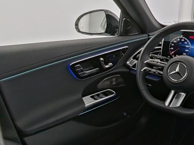 Mercedes-Benz E-estate 300 e AMG Plug-In Hybride AMG Line | Night Pakket | MBUX Superscreen | Luchtvering/Airmatic | Pamorama Schuif-Kanteldak. Inclusief 24 maanden MB Certified garantie voor Europa.