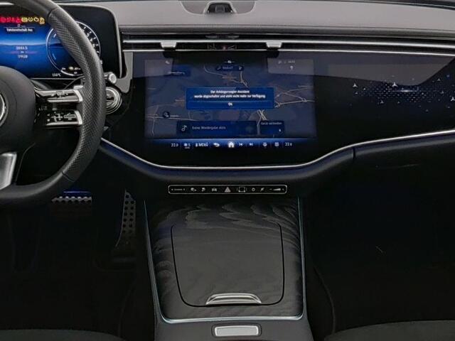 Mercedes-Benz E-estate 300 e AMG Plug-In Hybride AMG Line | Night Pakket | MBUX Superscreen | Luchtvering/Airmatic | Pamorama Schuif-Kanteldak. Inclusief 24 maanden MB Certified garantie voor Europa.