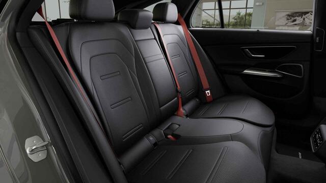 Mercedes-Benz E-estate AMG 53 4MATIC+ | Night | AMG performance stoelen | AMG dynamic plus pakket | Panoramadak | Superscreen | Trekhaak | Premium plus |