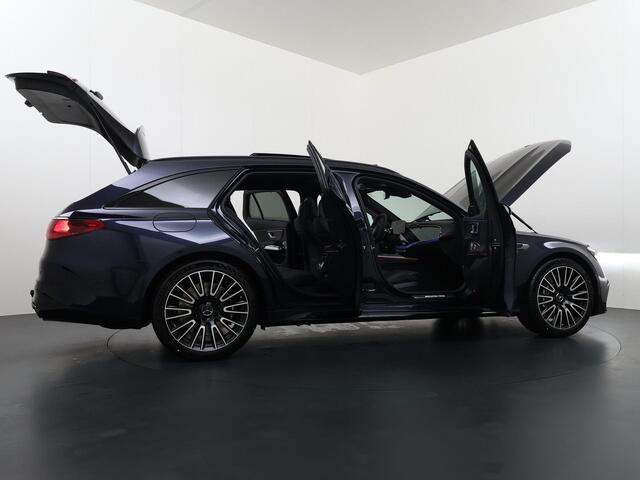Mercedes-Benz E-estate AMG 53 HYBRID 4MATIC+ Night Edition | Premium Plus | AMG DYNAMIC PLUS | AMG Carbon Exterieur Pakket | AMG Nightpakket ll | Rijassistentiepakket Plus | Warmtecomfort Pakket | Winter Pakket | Zonnescherm Pakket | Panoramadak | Trekhaak | MBUX Superscreen | 