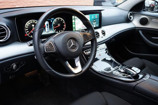 Mercedes-Benz E-estate 200 Premium *INCL. BTW* + CARPLAY / CAMERA / STOELVERWARMING