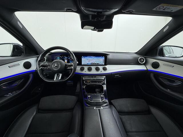 Mercedes-Benz E-estate 300 de AMG Line Facelift Panoramadak Sfeer verlichting