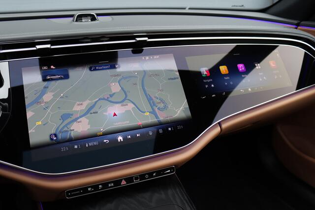 Mercedes-Benz E-estate 300 e Exclusive Line Premium+ | Luchtvering | Hyperscreen | Distronic+ | Stoelventilatie | HUD | Zonnerollo's | 3D-Display | Digital Light | Trekhaak | Soft-Close | Burmester |