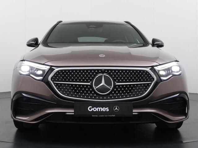 Mercedes-Benz E-estate 300 e Business Solution AMG | Night Pakket | Trekhaak | Panoramadak | 360° Camera | Augmented Reality voor Navigatie | DISTRONIC Afstandsassistent | Dodehoekassistent | Verkeersbordassistent | DIGITAL LIGHT | Elektrisch Verstelbare Stoelen + Memory | Stoe