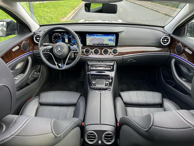 Mercedes-Benz E-estate 300 e AMG Line Leder, Schuifdak, 360 camera, Widescreen, ambilight