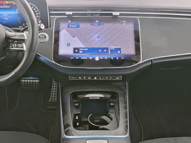Mercedes-Benz E-estate 300 e AMG Plug-In Hybride AMG Line | Night Pakket | Trekhaak | Distronic | Ledkoplampen | KeyLess-Go | Apple CarPlay. Inclusief 24 maanden MB Certified garantie voor Europa.