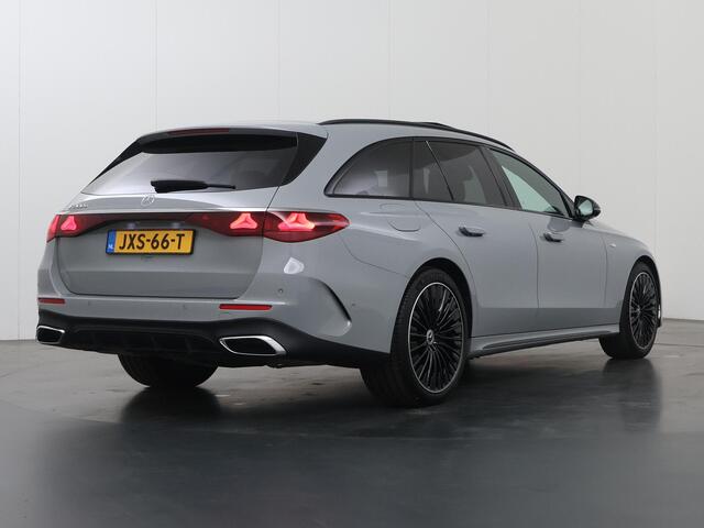 Mercedes-Benz E-estate 300 e AMG Line | Luchtvering | Panoramadak | Burmester 4D | 20 inch | Trekhaak | Night pakket |