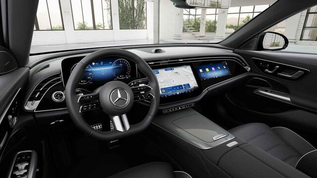 Mercedes-Benz E-estate 300 e AMG Line | Night | Luchtvering | Superscreen | Panoramadak | Trekhaak | Stoelverwarming/ventilatie | Burmester |