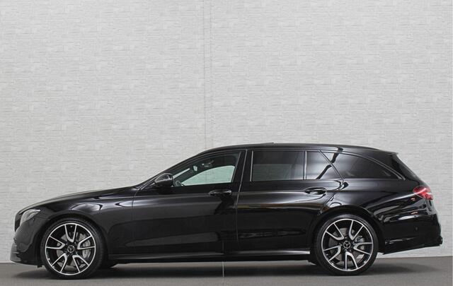 Mercedes-Benz E-estate 53 AMG 4MATIC | Luchtvering | Carbon | 360 View | Burmester | Panorama | Distronic+ | Memory | Multibeam-LED | Bovag Garantie | Widescreen | Leder | Trekhaak | Sfeerverlichting | Night-Pakket | 20'' | Carplay | Stoelverwarming |