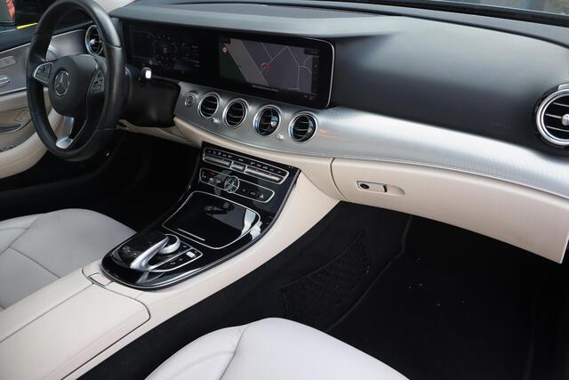 Mercedes-Benz E-estate 200 Premium Plus Navigatie, Apple Carplay, Panoramadak, Schuif- kanteldak, Lederen interieur, Burmester audio, Camera