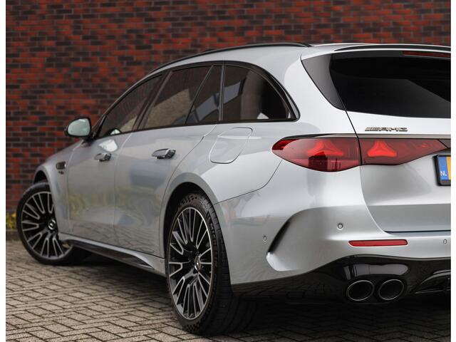 Mercedes-Benz E-estate AMG 53 4MATIC+ | Pano - Trekhaak - HUD - Vol!