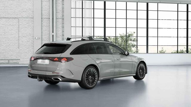 Mercedes-Benz E-estate 300 de Business Solution AMG | Superscreen | Head up display | Panoramadak | Trekhaak | Digital light | Memory | 360 camera |