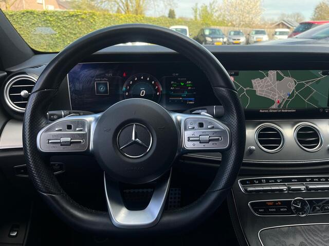 Mercedes-Benz E-estate 200 AMG Sport, Automaat, CarPlay, Camera, Trekhaak, Virtual Cockpit, Leder, NAP