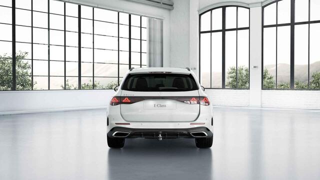 Mercedes-Benz E-estate 300 e AMG Line | Superscreen | Night pakket | Panoramadak | Premium pakket | Leder pakket |