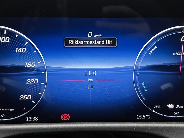 Mercedes-Benz E-estate 300 e Business Solution AMG | Winterpakket | Nightpakket | Comfortpakket Plus | Trekhaak | Panoramaschuifdak | Head-up display | Smartphone integratie |