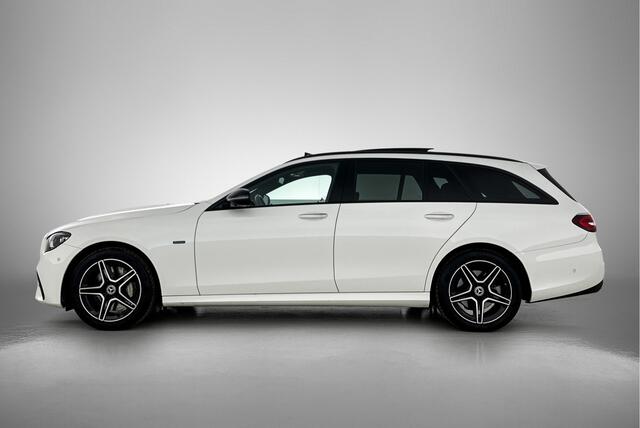 Mercedes-Benz E-estate 300 e AMG Line AMG Styling Inclusief 24 maanden Mercedes-Benz Certified garantie voor Europa.