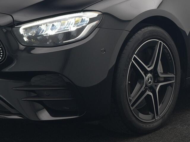 Mercedes-Benz E-estate 300 e AMG Line PHEV 320pk Dealer O.H. | Panodak | Camera | Alcantara Sportstoelen Verwarmd | Sfeerverlichting | Blis | Apple Carplay | Night Pakket | Virtual | Navigatie | DAB | Plug In Hybrid |