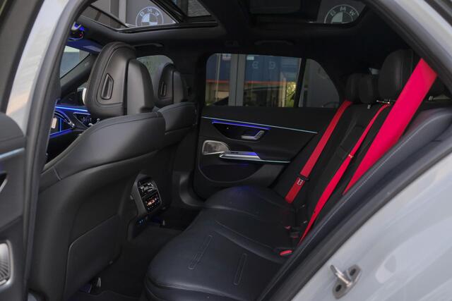 Mercedes-Benz E-estate E53 AMG 612pk 4MATIC+ Panoramadak *BTW* Burmester 4d Massage Superscreen Stoelkoeling Trekhaak BOMVOL!! Alpin grau