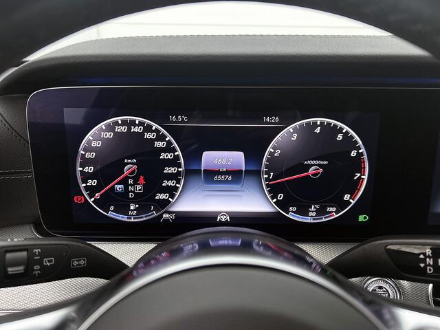 Mercedes-Benz E-estate 200 AMG-line | Rijassistentie pakket | Alarm SCM3 | Privacy Glass | Zwart leer | Widescreen Dashboard Electr. Achterklep