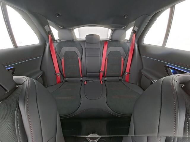 Mercedes-Benz E-estate Mercedes-AMG 53 4MATIC+ | Trekhaak | Burmester® | Distronic | Memory | 360° Camera | Keyless Go | Augmented Reality | Inclusief 24 maanden Mercedes-Benz Certified garantie voor Europa.