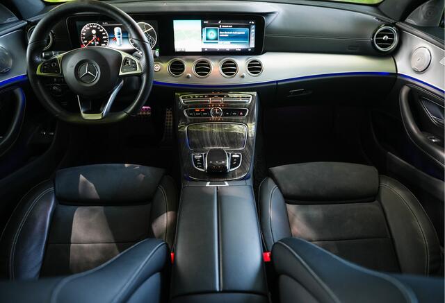 Mercedes-Benz E-estate 200 184 pk Prestige Plus AMG-line / Burmester/ Keyless/ Widescreen/ Bi-LED/ Camera/ Sfeer.Verl/ Elek.Achterklep/ Trekhaak/ 19''LMV