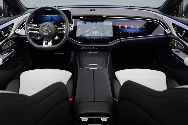 Mercedes-Benz E-estate AMG 53 4MATIC+ Premium+ | 585pk | Hyperscreen | Achterasbesturing | Distronic | Zonweringspakket | Trekhaak | Verwarmd Stuurwiel | HUD | Burmester | 3D-Display |